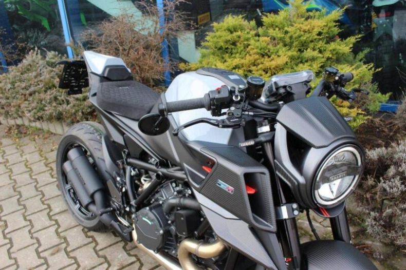 KTM Naked Bike - hlavní fotka