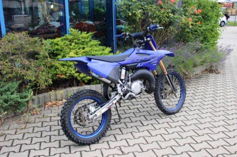 Yamaha YZ - hlavní fotka