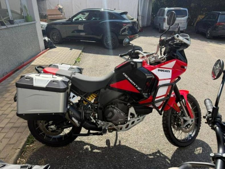 Ducati DesertX - hlavní fotka