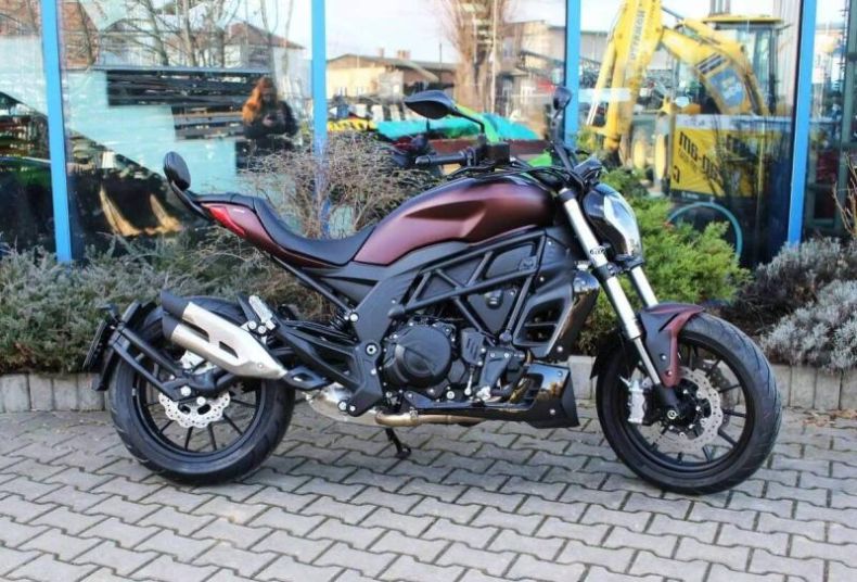 Benelli 502c - hlavní fotka