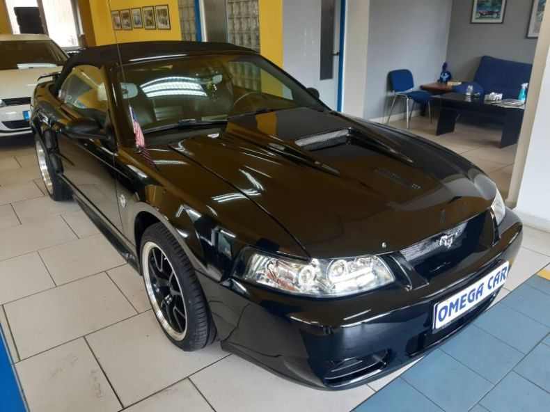 Ford Mustang - hlavní foto