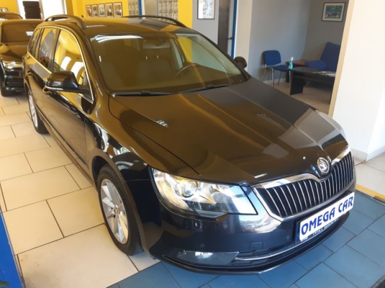 Škoda Superb - hlavní foto