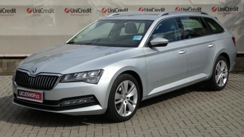Škoda Superb - hlavní foto