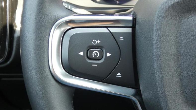 Volvo XC40 - hlavní fotka