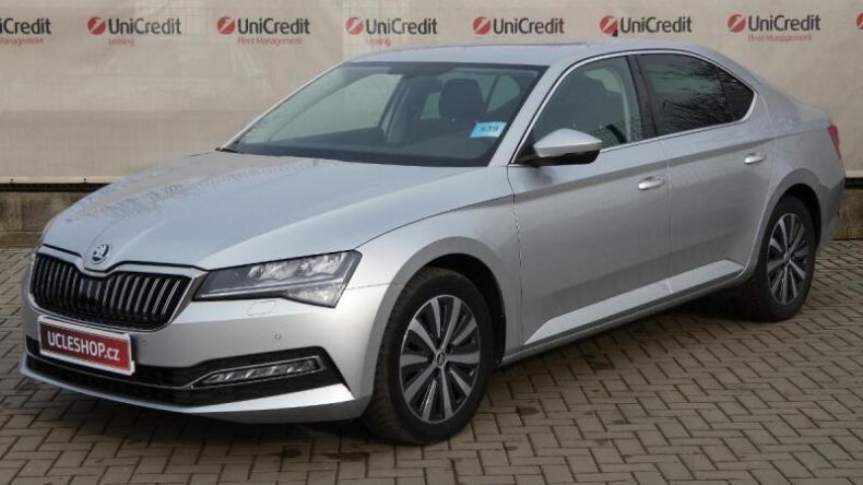 Škoda Superb - hlavní foto