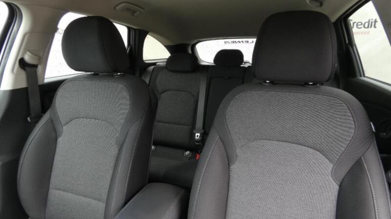 Hyundai i30 - hlavní fotka