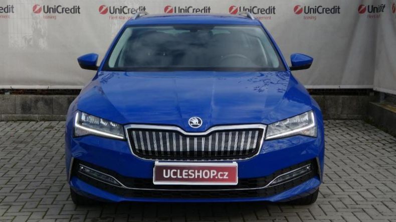 Škoda Superb - hlavní fotka