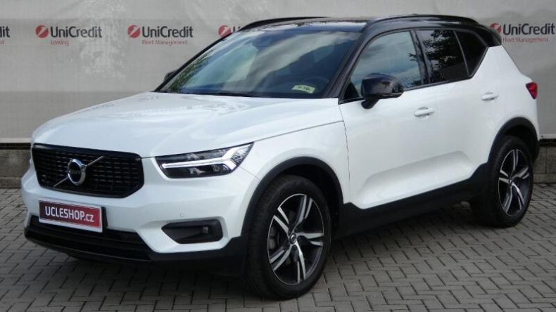Volvo XC40 - hlavní foto