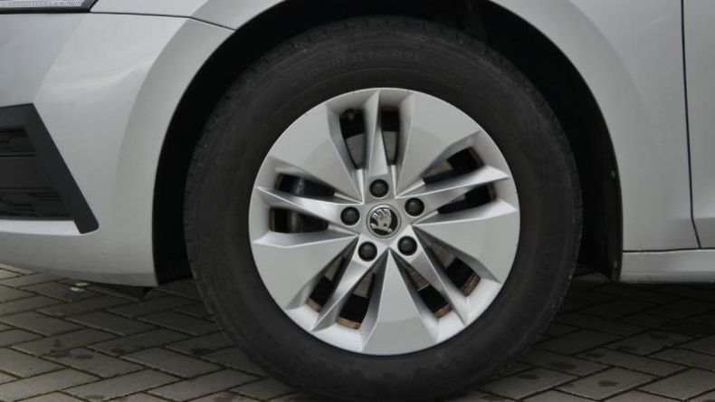 Škoda Octavia - hlavní fotka