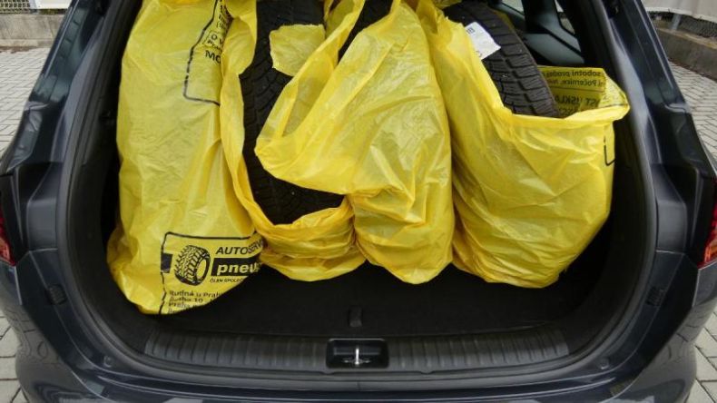 Kia Cee'd - hlavní fotka