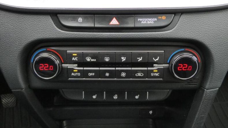 Kia Cee'd - hlavní fotka