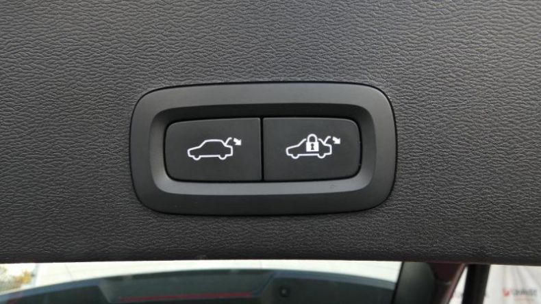 Volvo XC40 - hlavní fotka