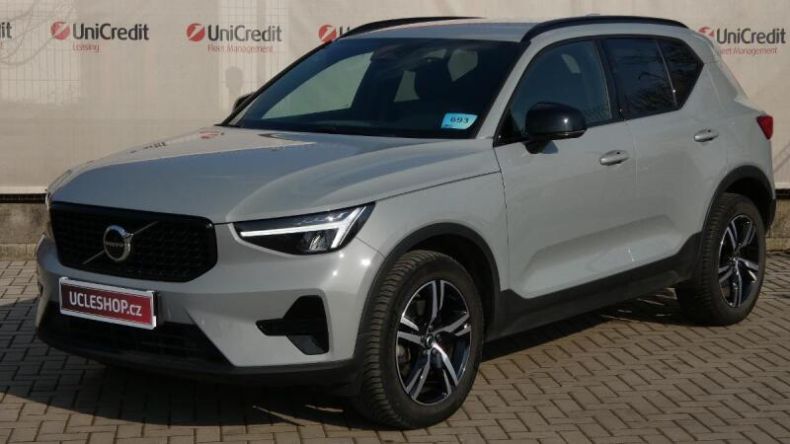 Volvo XC40 - hlavní foto