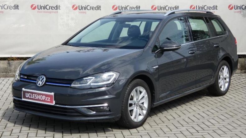 Volkswagen Golf - hlavní foto