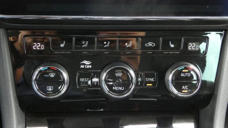Škoda Superb - hlavní fotka