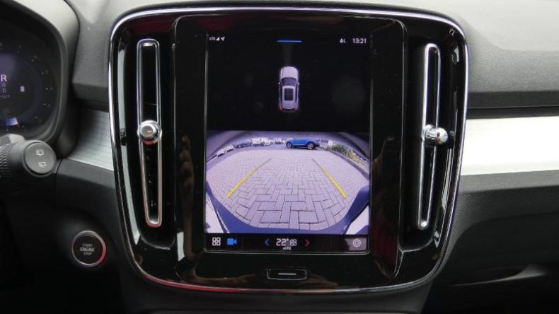 Volvo XC40 - hlavní fotka