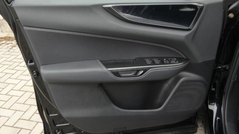 Lexus NX 350h - hlavní fotka