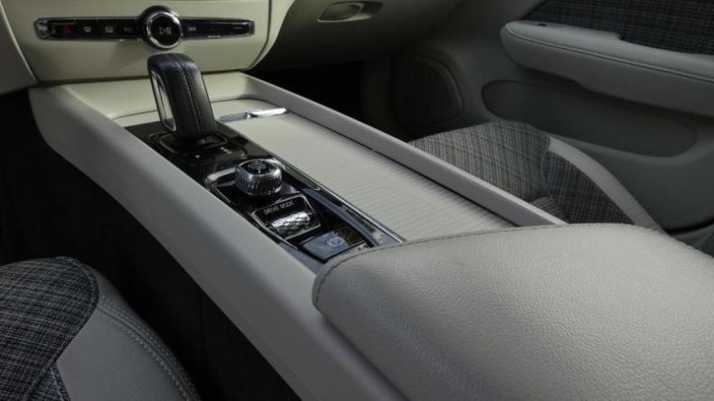 Volvo V60 - hlavní fotka