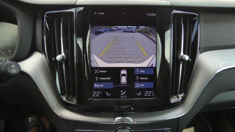 Volvo XC60 - hlavní fotka