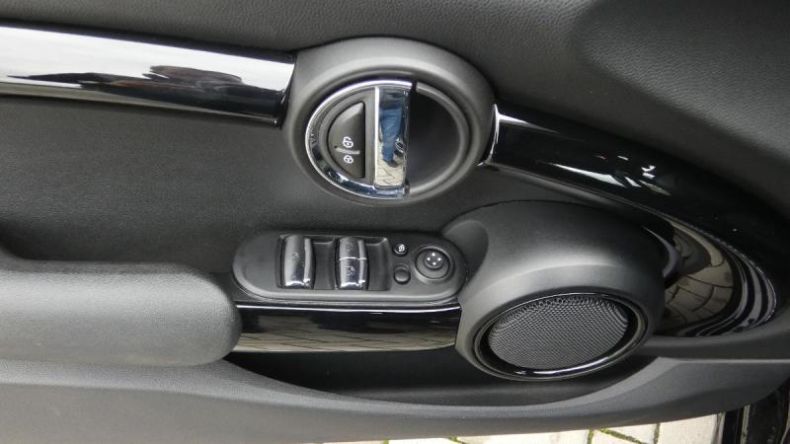 Mini Cooper - hlavní fotka