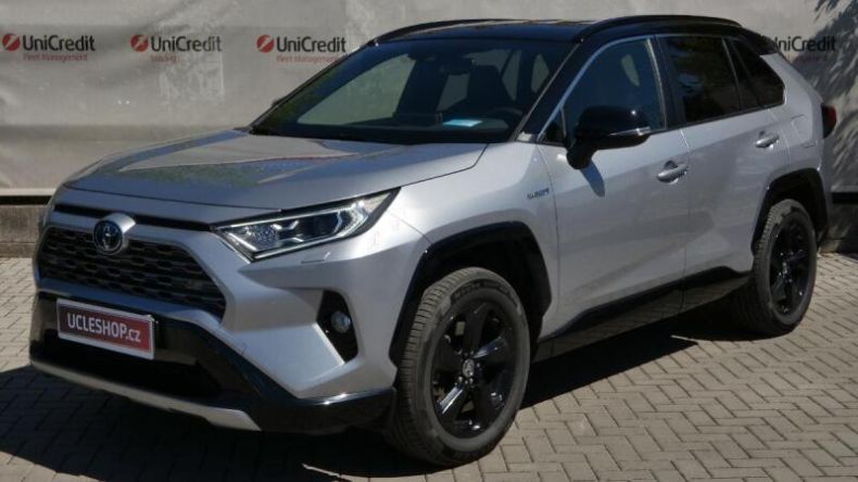Toyota RAV 4 - hlavní foto
