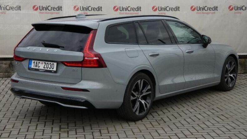 Volvo V60 - hlavní fotka