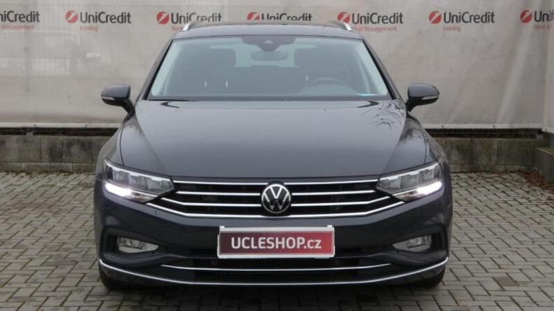 Volkswagen Passat - hlavní fotka