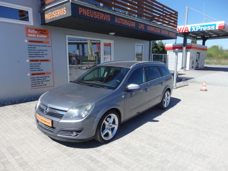 Opel Astra - hlavní fotka inzerátu