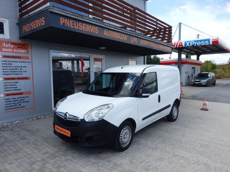 Opel Combo - hlavní foto