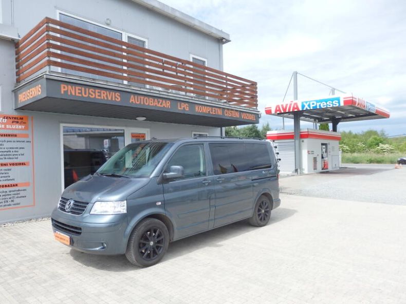 Volkswagen Multivan - hlavní foto