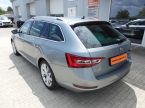 Škoda Superb - fotka číslo 3