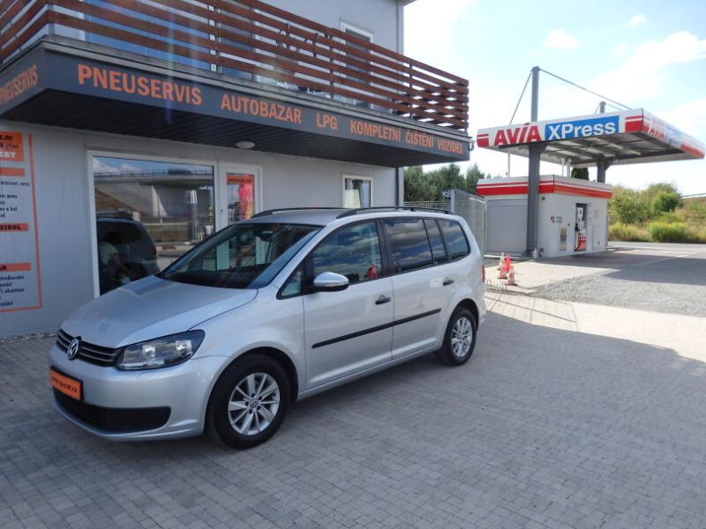 Volkswagen Touran - hlavní foto