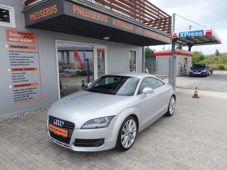 Audi TT - hlavní foto