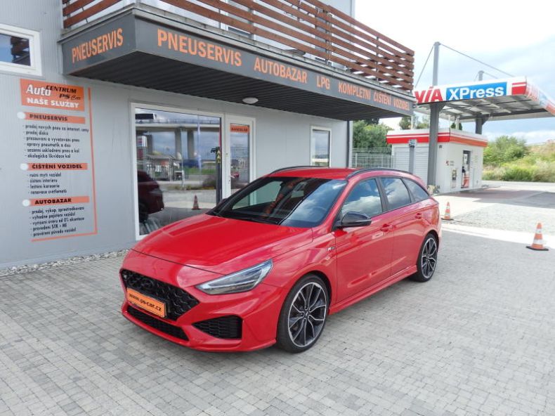 Hyundai i30 - hlavní foto