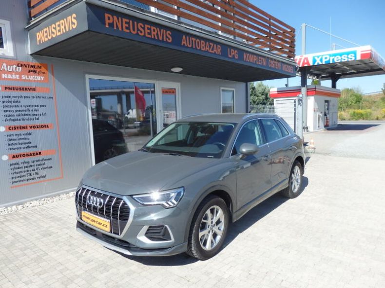Audi Q3 - hlavní foto