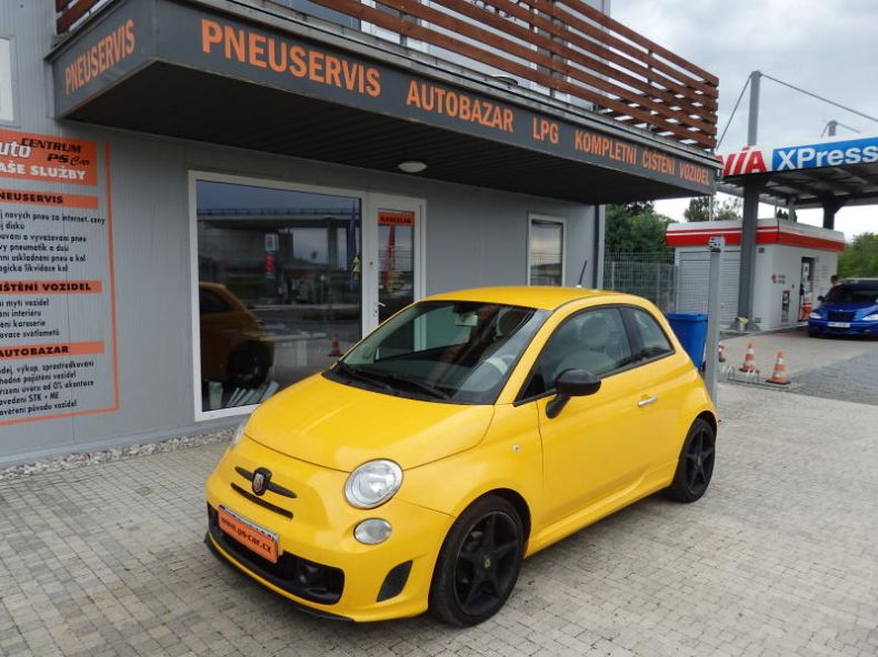 Fiat 500 - hlavní fotka inzerátu