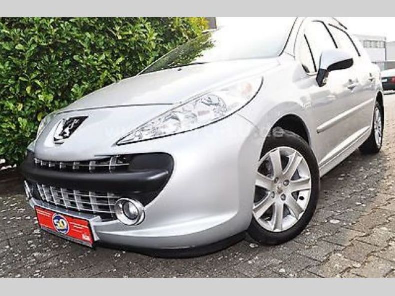 Peugeot 207 - hlavní foto
