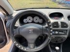 Peugeot 206 - fotka číslo 16