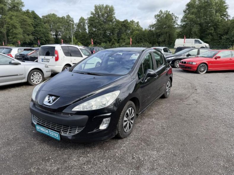 Peugeot 308 - hlavní foto