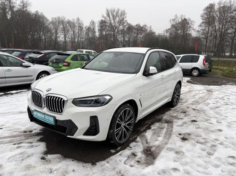 BMW X3 - hlavní fotka