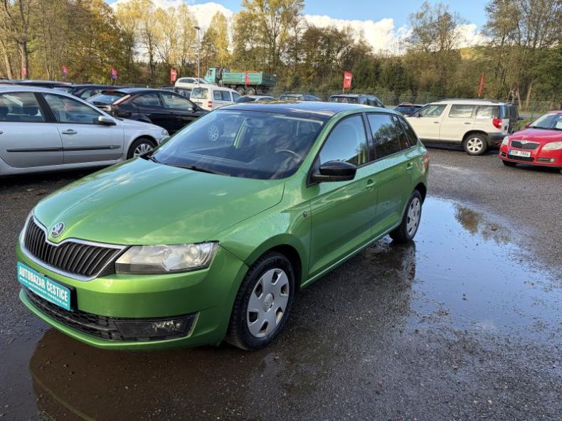 Škoda Rapid - hlavní foto
