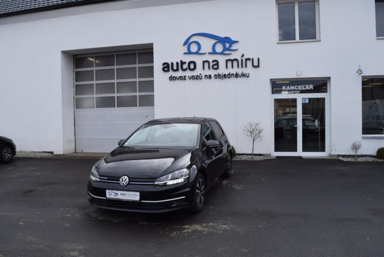 Volkswagen Golf - hlavní foto