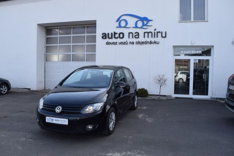 Volkswagen Golf - hlavní foto