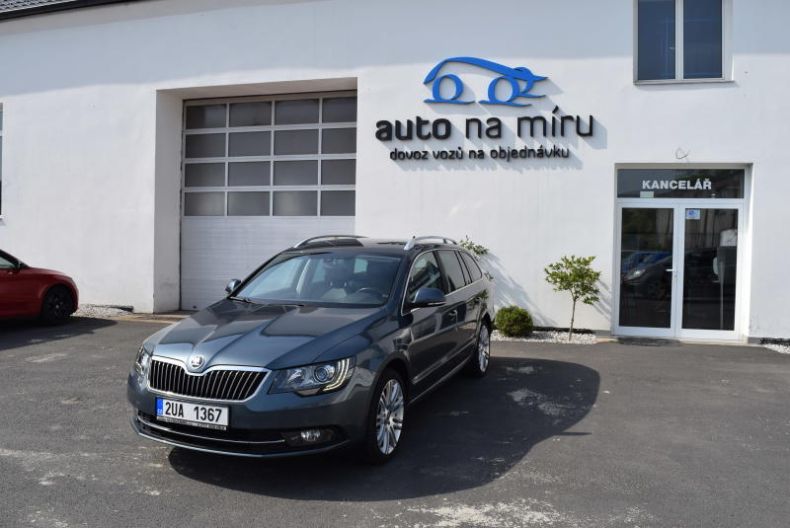 Škoda Superb - hlavní foto