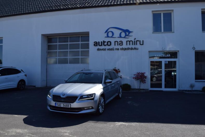 Škoda Superb - hlavní foto