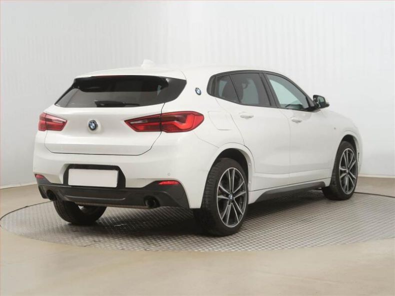 BMW X2 - hlavní fotka