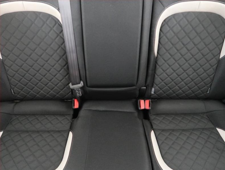 Kia Cee'd - hlavní fotka