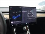 Tesla Model 3 - fotka číslo 18