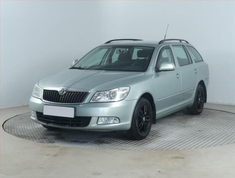 Škoda Octavia - hlavní fotka