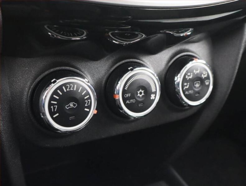 Mitsubishi ASX  - hlavní fotka